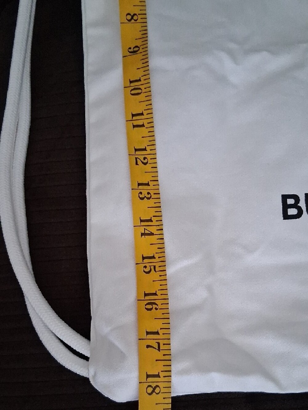 Burberry White Drawstring Backpack with Black Logo 2018 RARE Limited Edition - Picture 7 of 9
